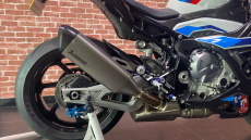 BMW M1000 RR